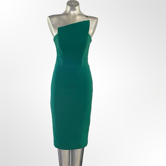 Aida Elegant Green Strapless Dress - Picture 5 of 8